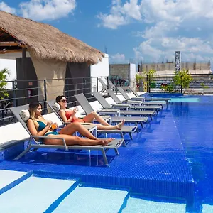 52 **** Playa del Carmen