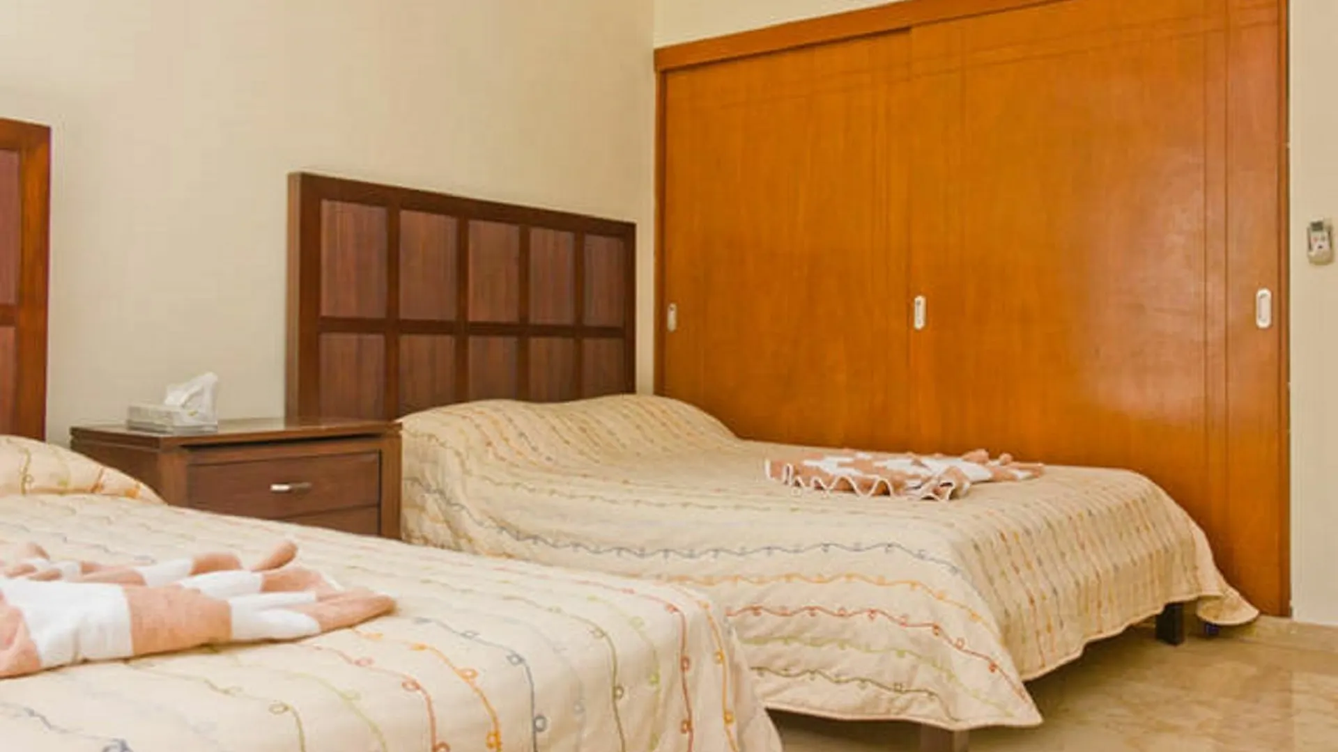 Golf Condominium By Chezplaya Playa del Carmen Hotel