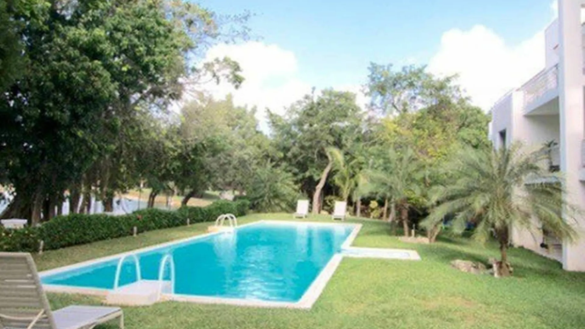 Golf Condominium By Chezplaya Playa del Carmen Hotel